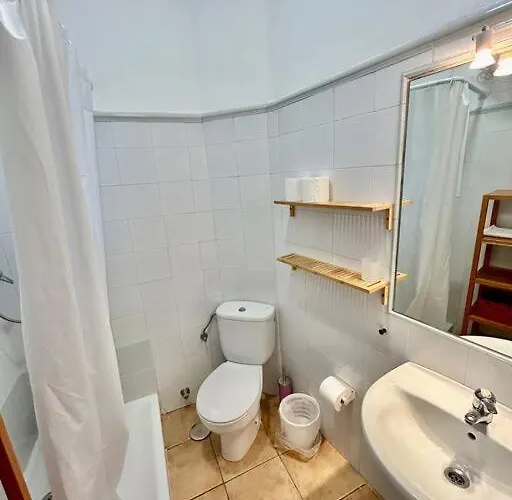 Acogedor 8pax 4bdr 2bth - Cozyhomesevilla3 Apartment *